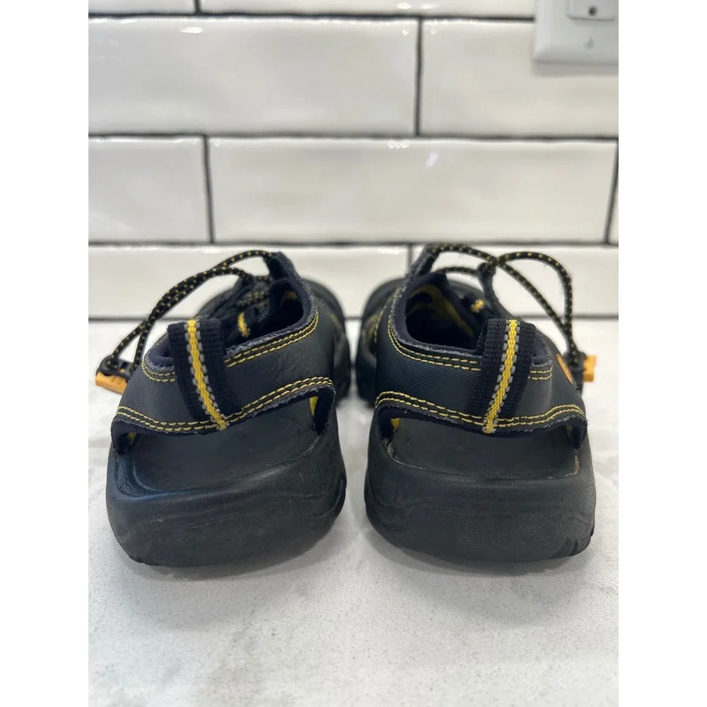 Keen Newport H2 Kids Sandals Black Yellow Waterproof Hiking Water Shoes Size 2